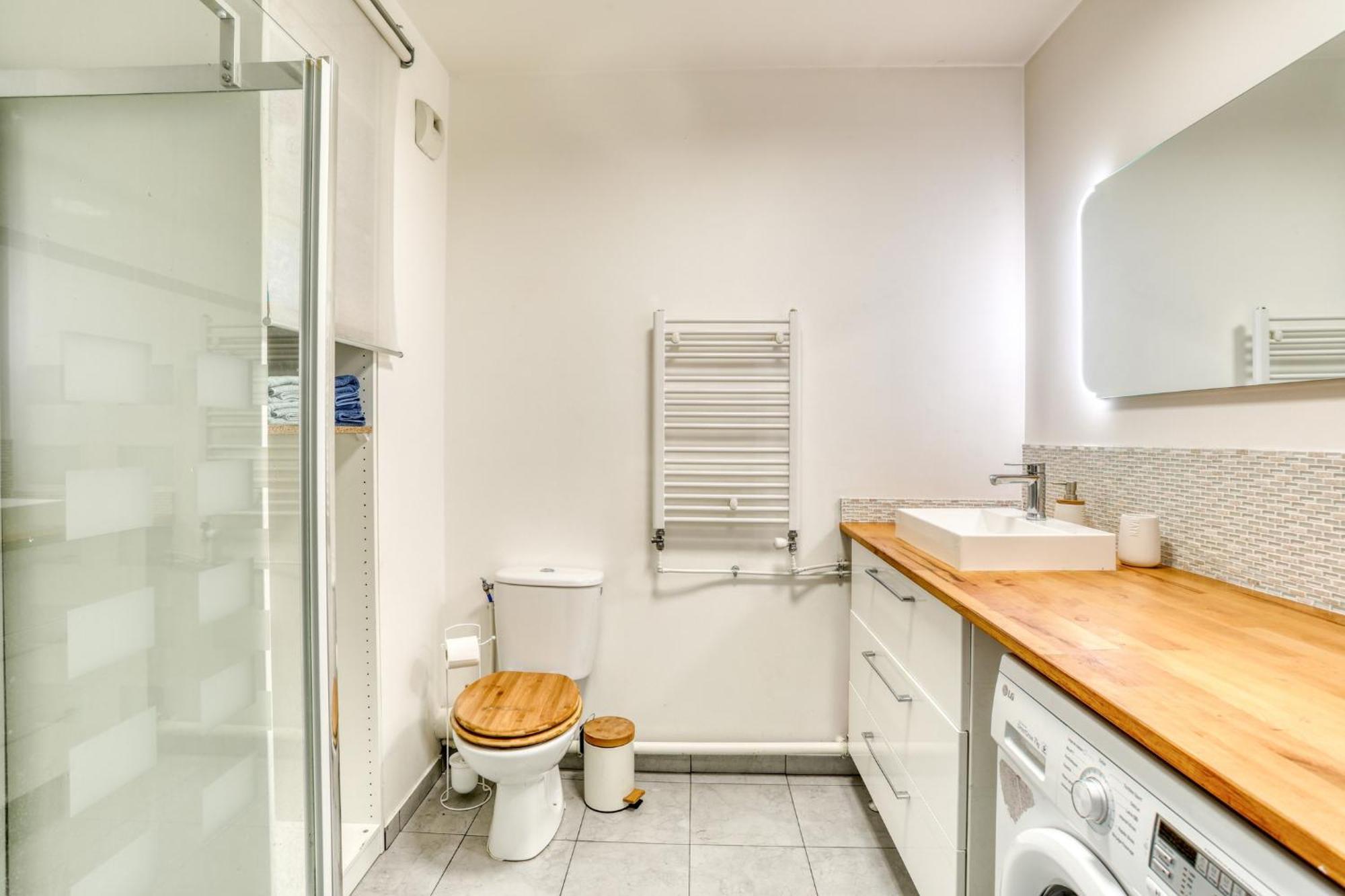 "Le Serenity ", Appartement Spacieux ,Balcon, Parking Prive Gratuit, Netflix, Proche Cdg Et Stade De France Stains Exterior foto